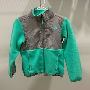 The North Face Teal Jacket Gor Kids Good Condition!